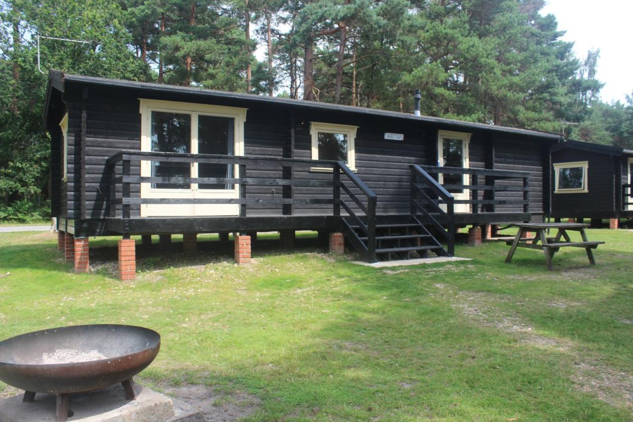 Villa Avon Tyrrell Outdoor Activity Centre Bransgore Exterior foto