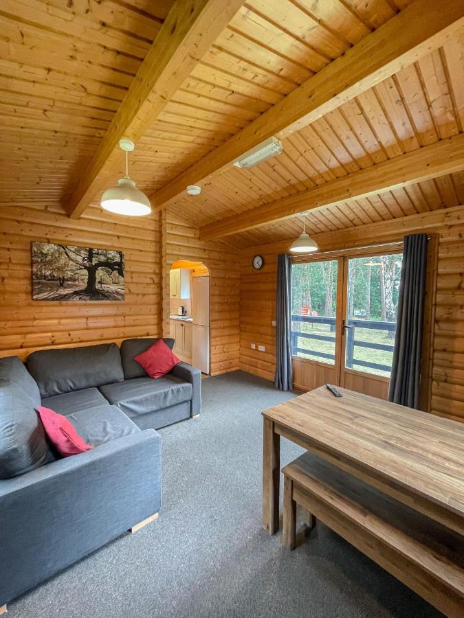 Villa Avon Tyrrell Outdoor Activity Centre Bransgore Exterior foto