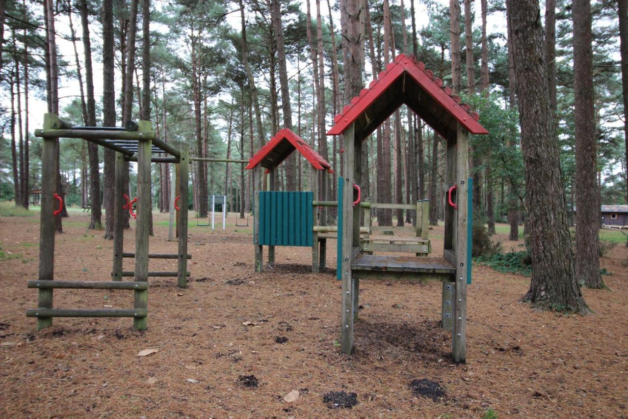 Villa Avon Tyrrell Outdoor Activity Centre Bransgore Exterior foto